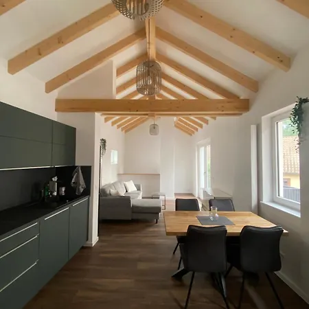 Haeuschen Am Turm In Holiday home
