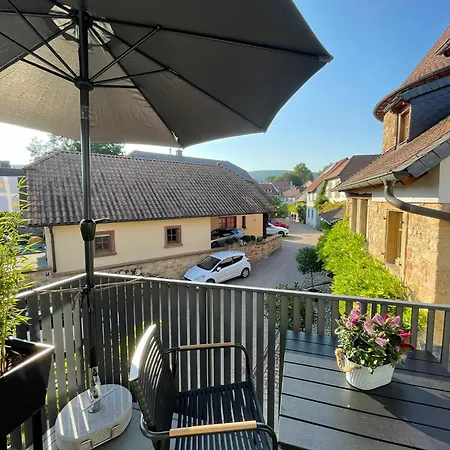 Dom wakacyjny Haeuschen Am Turm In *
