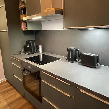 Haeuschen Am Turm In Tatil Evi *